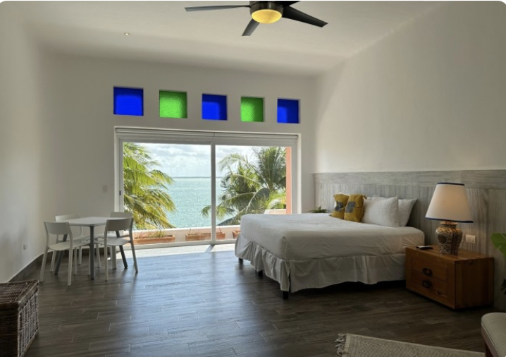 Junior Suite – Lagoon View at Casa Tortugas Boutique Hotel